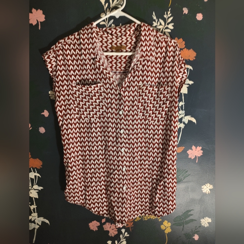 Jack's Girlfriend Red Chevron Blouse